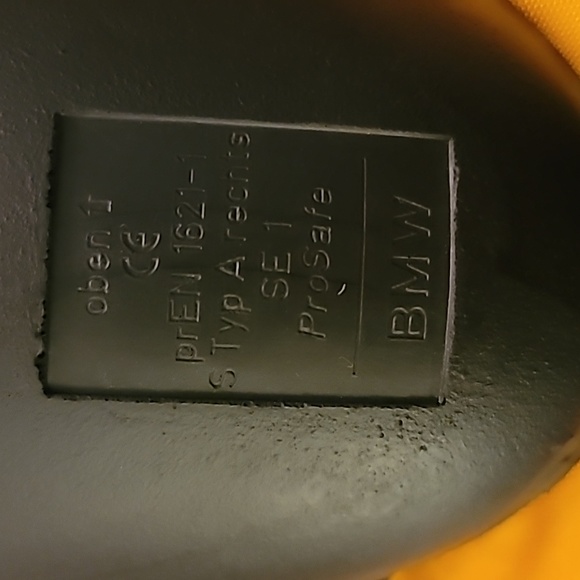 BMW Motorcycle Riding Suit - Summer Edition - Includes Armor!! - Picture 8 of 11